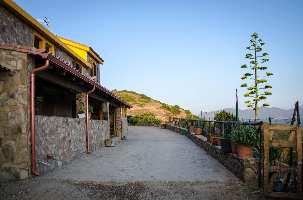 L'Aquila Vila Arbus Exterior foto